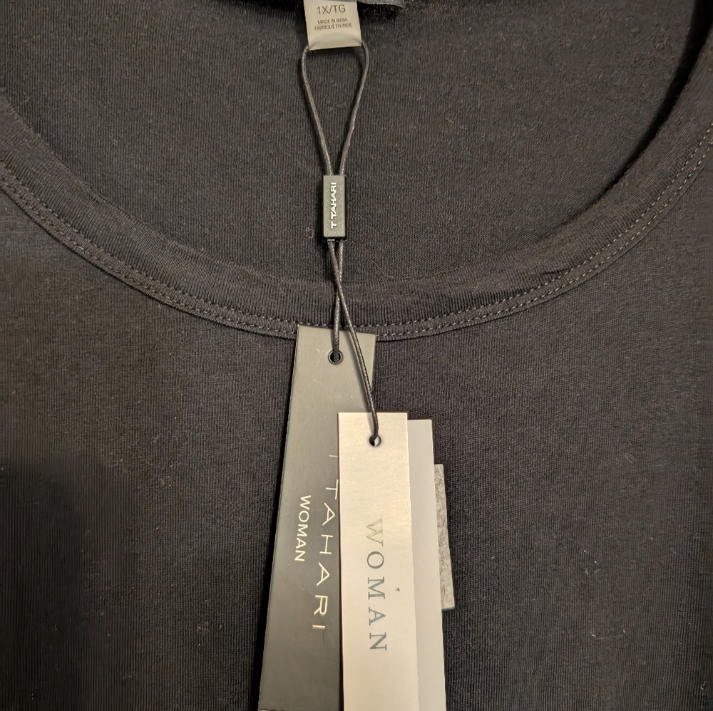 Tahari Black Short Sleeve Tee Classic Round Neck